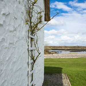 Holiday home Dunguaire Thatched, Galway